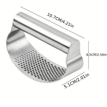 Dimenzije inox seckalice za beli luk – 10.7 x 6.5 x 5.1 cm
